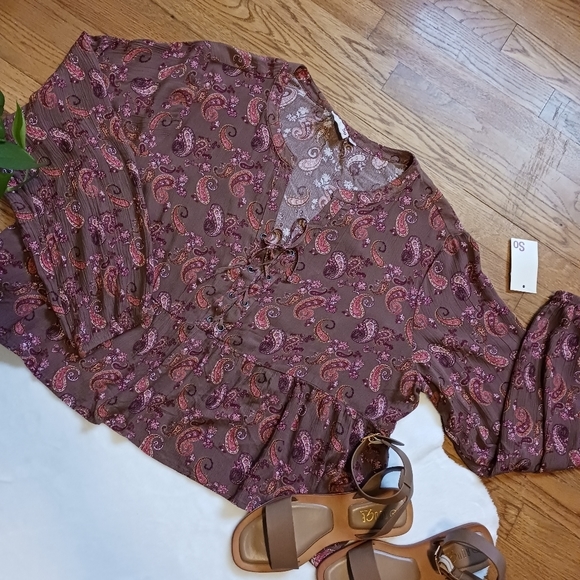 So • Women Junior's Boho Paisley Long Sleeve Lace Up Textured Peplum Top - Picture 2 of 12